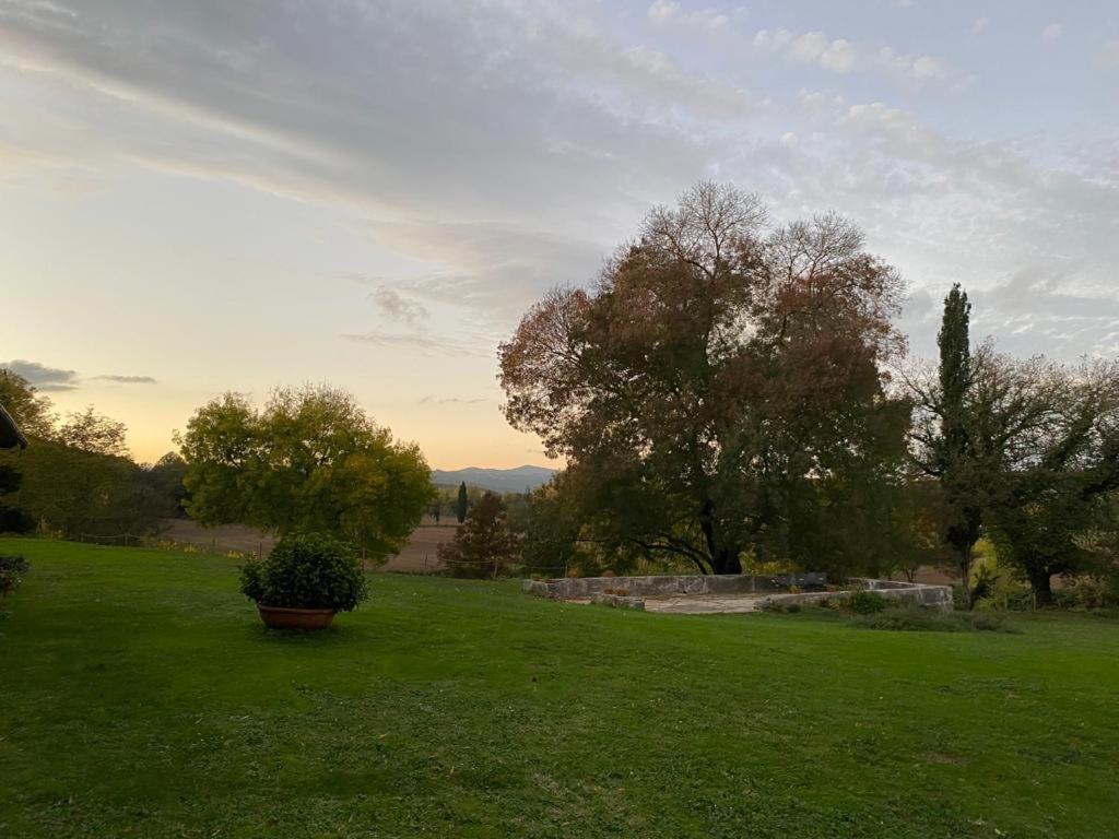 Aparthotel Il Casale Delle Rose Civitella Paganico Exterior foto
